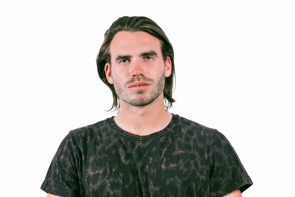 Lars - Headshot 2022